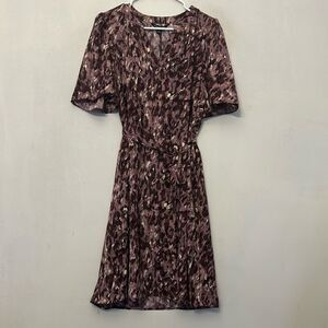 41 Hawthorn shades of purple short sleeves tie waist dress Size M New